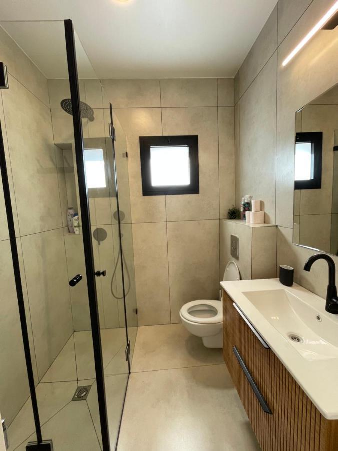 Roof Top 3 Floors Нетанья Екстер'єр фото