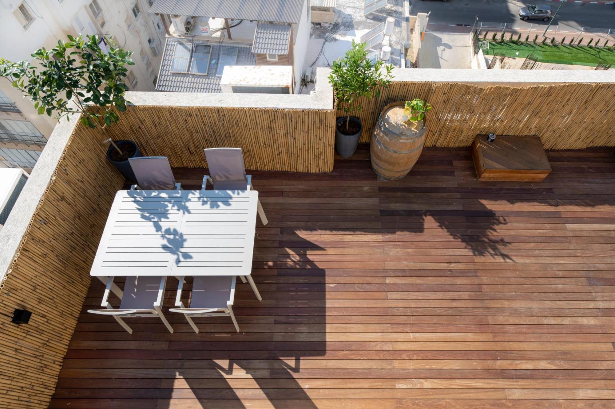Roof Top 3 Floors Нетанья Екстер'єр фото