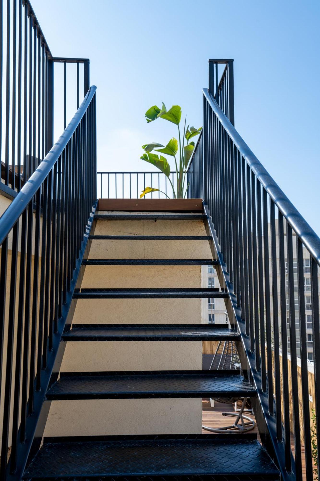 Roof Top 3 Floors Нетанья Екстер'єр фото