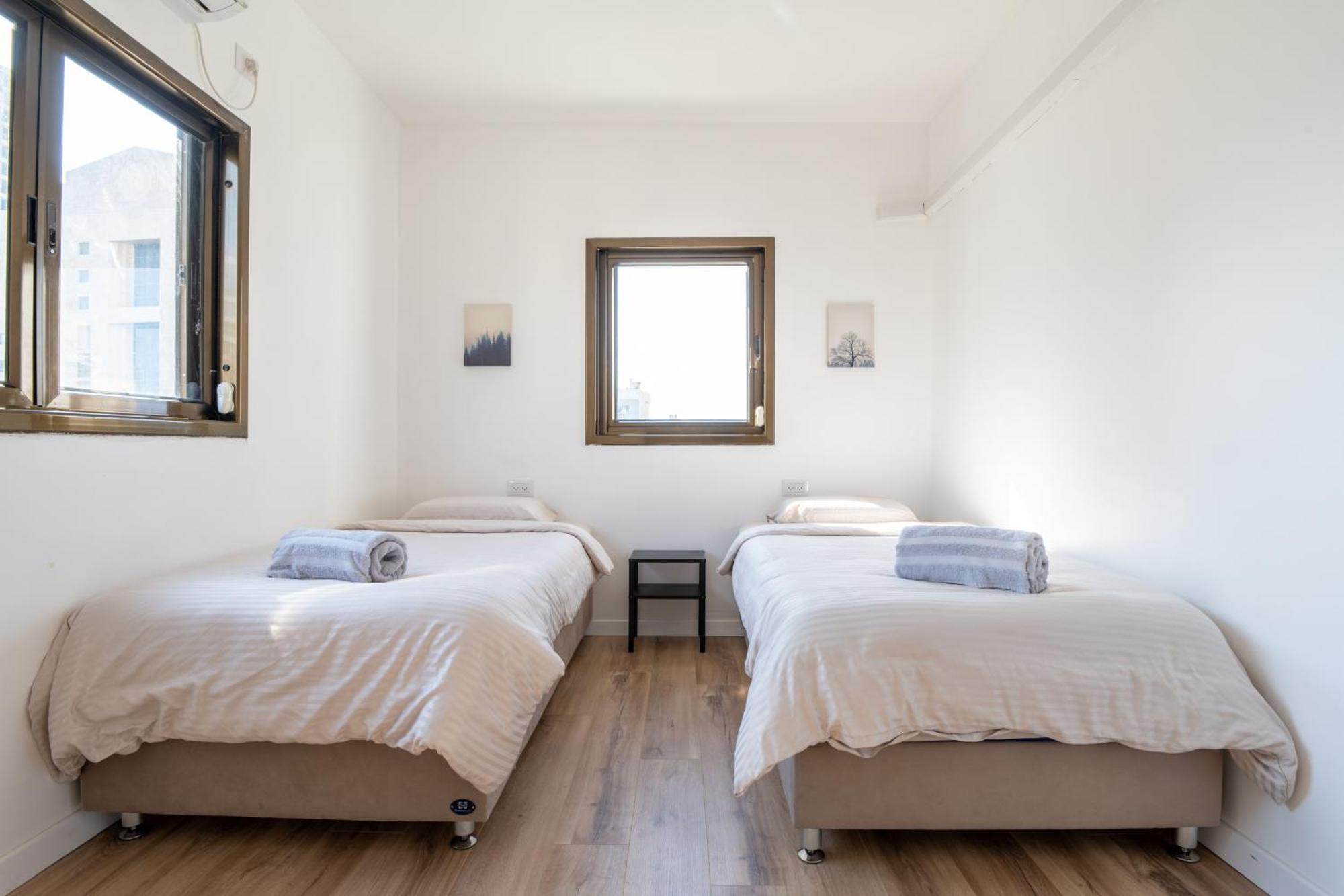 Roof Top 3 Floors Нетанья Екстер'єр фото