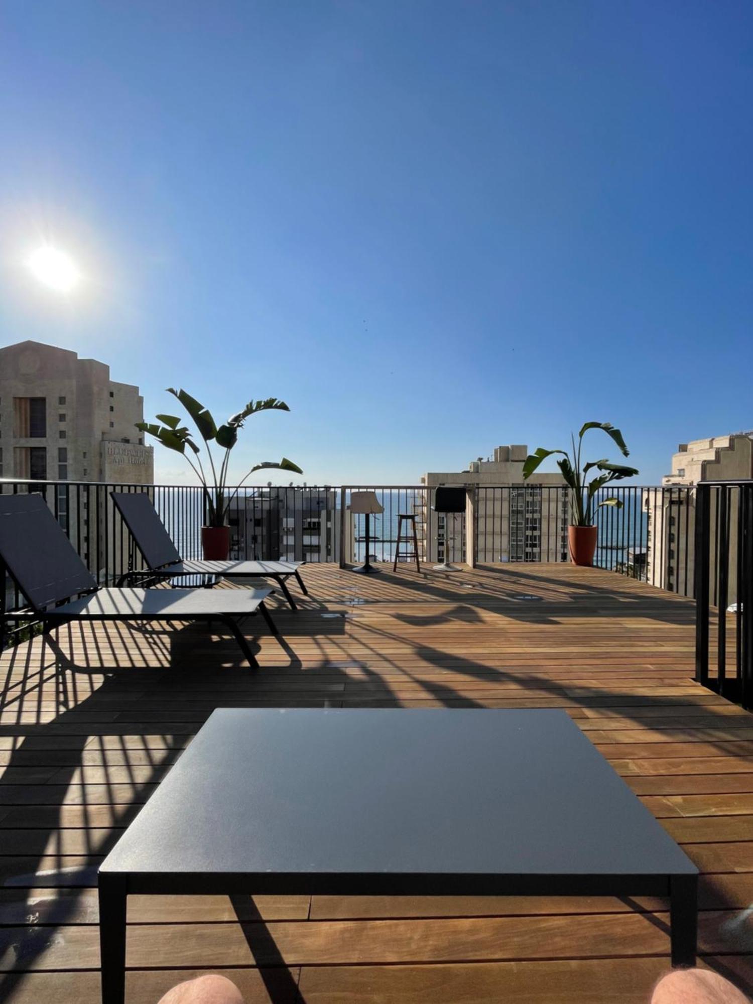 Roof Top 3 Floors Нетанья Екстер'єр фото